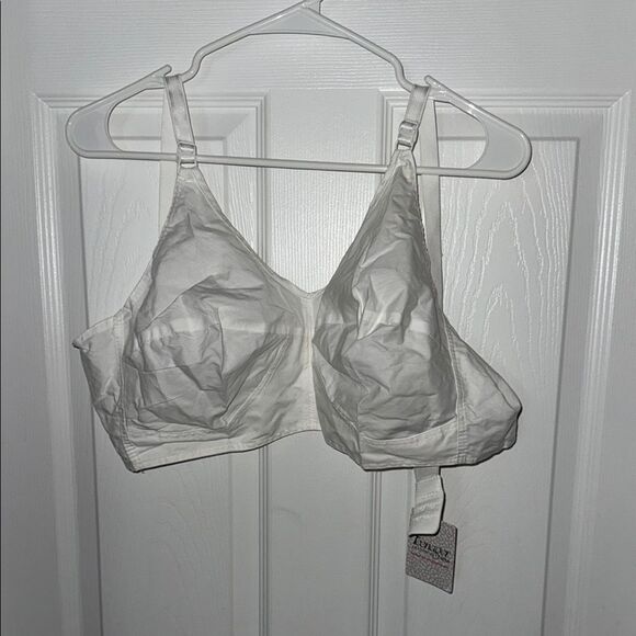 Womens White Full Coverage Bra with Wide elastic Straps 42 D NWT - Picture 1 of 7